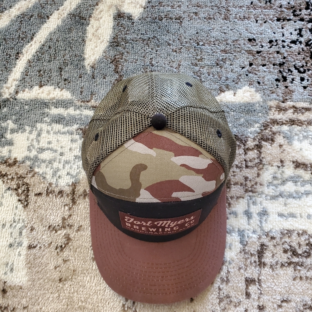 Camo hat - Picture 5 of 5